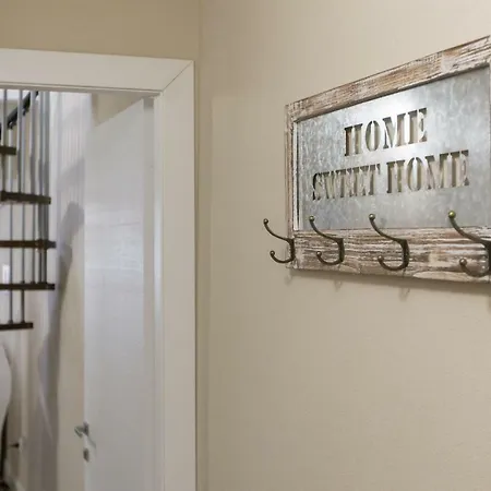 White House * Cagliari