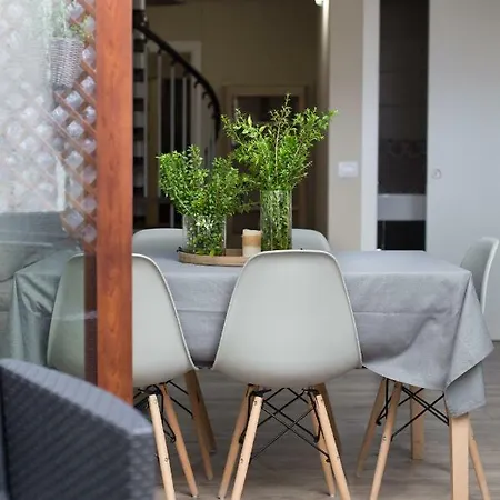 White House Apartamento Cagliari